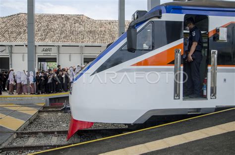 REAKTIVASI JALUR KERETA CIBATU GARUT ANTARA Foto