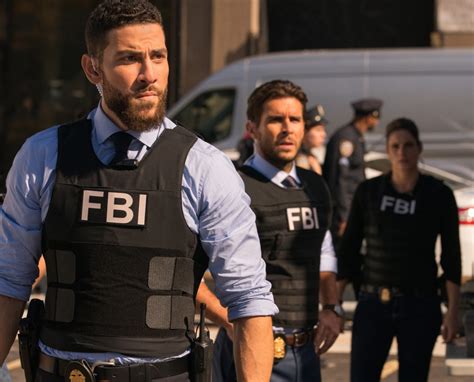 Fbi Season 3 Chicago Pds Josh Segarra Guest Stars In Season Premiere