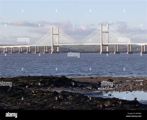 Severn crossing bridge severn estuary hi-res stock photography and ...