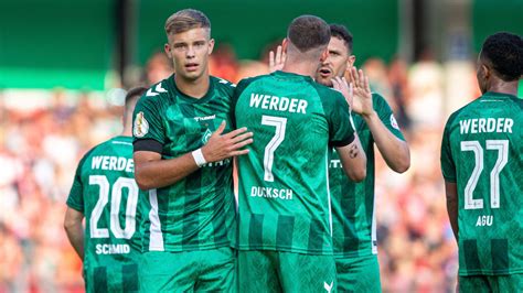 Dfb Pokal Werder Bremen Siegt Souver N In Cottbus Kicker