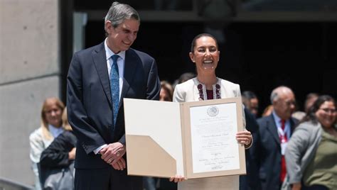 Histórico Claudia Sheinbaum recibe constancia como primera presidenta