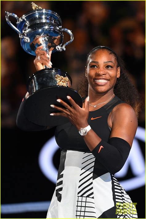 Serena Williams Wins Australian Open Defeats Sister Venus Photo