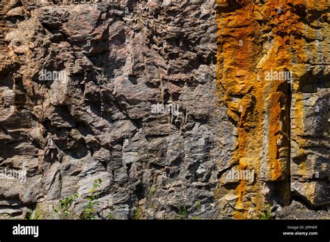 Canadian Shield Rock Hi Res Stock Photography And Images Alamy