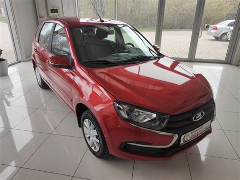 LADA Granta хэтчбек 1.6 л 8-кл. (87 л.с.), 5МТ, Comfort, Красный, 2021 ...