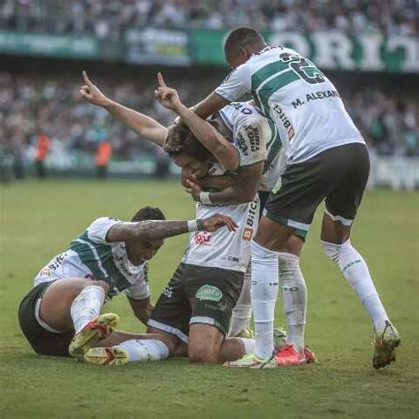 Brasileir O Fecha Quinta Rodada Ava X Coritiba Nesta Segunda Feira