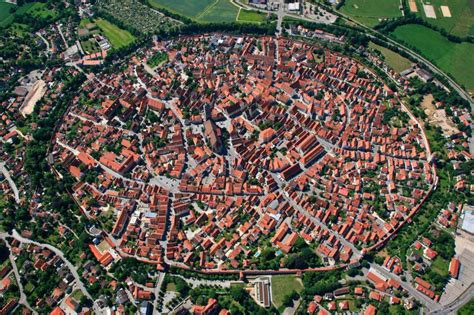 N Rdlingen Alemanha Cidade Constru Da Dentro Da Cratera De Um