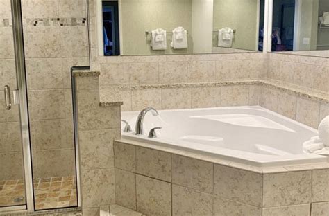 hotels in north charleston sc with jacuzzi in room - Tarra Burge