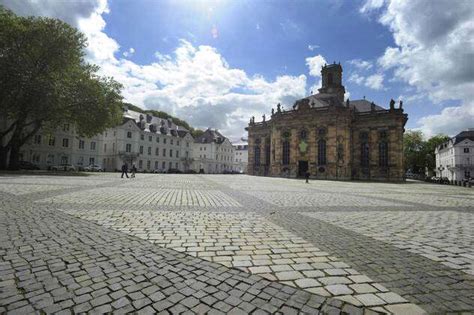 Saarbrücker Ludwigskirche auf dem Ludwigsplatz ist eine