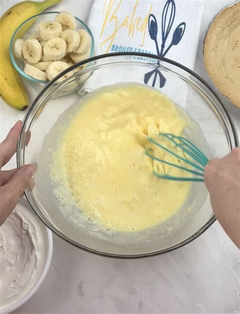 Easy Banana Cream Pie Baked Broiled And Basted