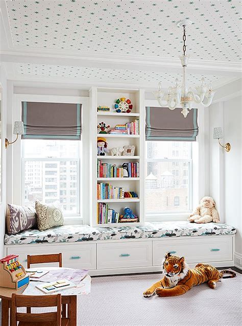 9 Foolproof Bookshelf Decorating Ideas