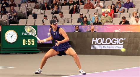 Wta Finals Garcia Liczy E Pokona Wi Tek Iga Jednak Potrafi Pokry