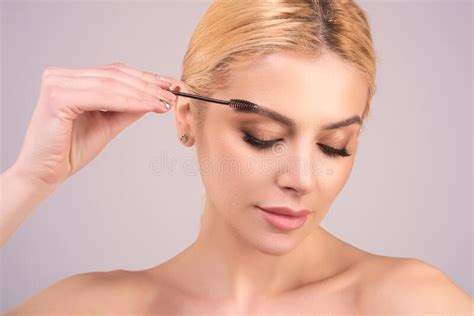 Woman Comb Eyebrows With Eyebrow Brush Care For Brows Eyebrows