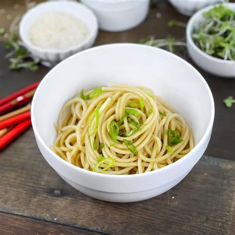 Turn Spaghetti Into Ramen With Baking Soda Cookthestory