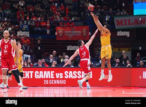 Jabari Parker Fc Barcelona Thwarted By Giampaolo Ricci Ea7 Emporio