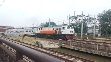 Ka Cikuray Favoritku Relasi Garut Pasar Senen Berangkat Dari Stasiun