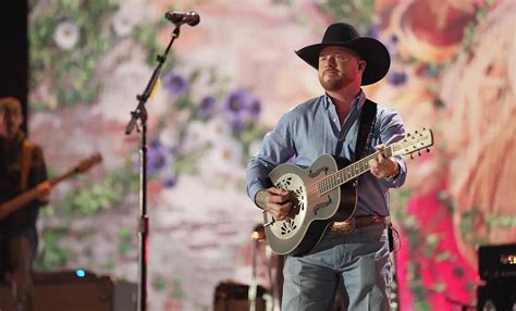 Cody Johnson Releases Romantic The Painter Video Watch