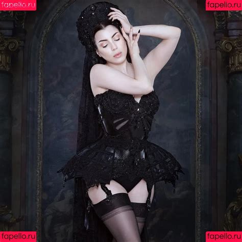 Leaks Nude Threnody In Velvet Onlyfans Photo Gallery Onlyfans Name