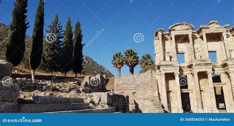 Biblioteca De Celso En La Antigua Ciudad De Ephesus Izmir Imagen De