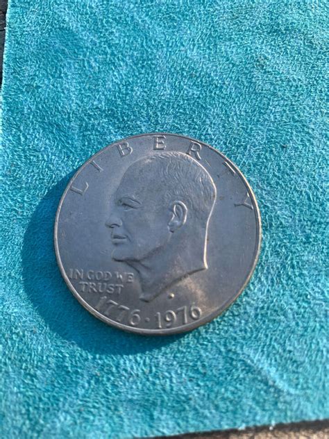 D Eisenhower Liberty Bell Moon One Dollar Us Bicentennial