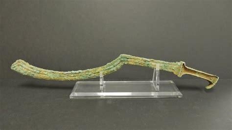 Why has the khopesh never been used since ancient Egypt? Why did no ...