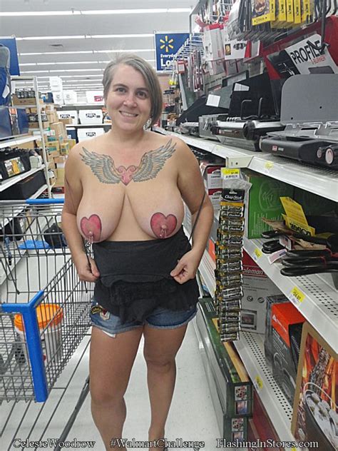 Hottest Naked Women At Walmart Cumception