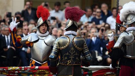 32 Nouvelles Recrues De La Garde Suisse Ont Prêté Serment Vatican News