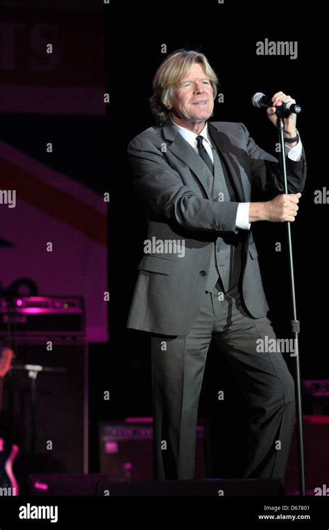 Peter Noone Singer Hi Res Stock Photography And Images Alamy