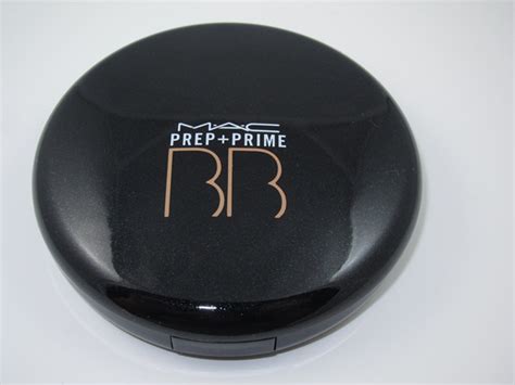 Mac Prep Prime Bb Beauty Balm Compact Review And Swatches Musings Of