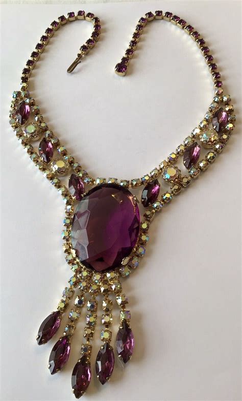 Vintage Juliana Purple And Borealis Rhinestone Neckla Gem