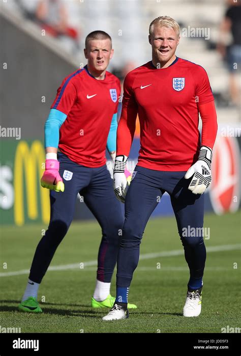 England Goal Keepers Jordan Pickford And Jonathan Mitchell Before The