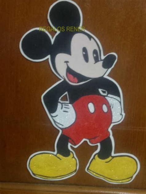 Mickey En Goma Eva Para Pared Mickey Mickey Mouse Minnie