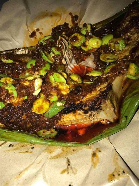 Sz On Twitter Seafood Nasi Goreng Daun Pisang Stulang Laut Johor