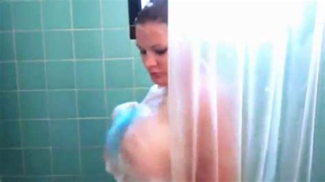 Amateur BBW Caught Taking A Shower Video Porn Videos