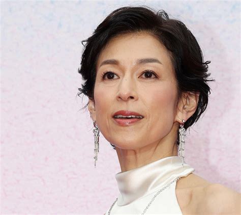 鈴木保奈美、長谷川潤や香港の人気俳優らとの4ショットに「めっちゃオシャレでカッコいい」の声 芸能写真ニュース 日刊スポーツ