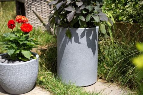 Beton Round Tall Planter Garden Pots Apta Lightweight