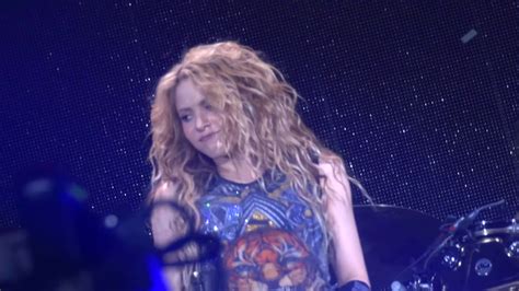 Shakira Loba Live In Madrid El Dorado World Tour HD YouTube