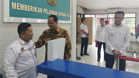 Wujud Komitmen Pelayanan Publik Terbaik Kakanwil Kemenkumham Sumsel