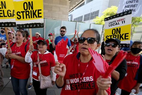 Los Angeles Hotel Strike Expands To Beverly Hilton Waldorf Astoria