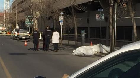 Man Found Dead On Downtown Calgary Street Cbc News