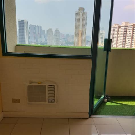 Studio Unit For Rent In Robinson Place Residences Ermita Manila Condo