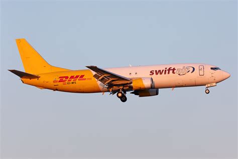 EC MFE DHL Swiftair Boeing 737 476 SF Paul Buchroeder Flickr