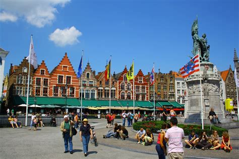 Grote Markt In Brugge KijkopStad Nl