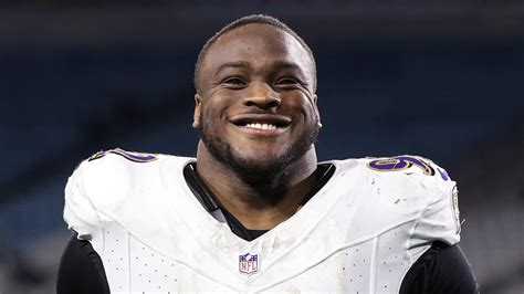 Ravens Sign DT Justin Madubuike To Four Year 98 Million Extension