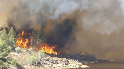 España Los incendios arrasan miles de hectáreas durante el fin de