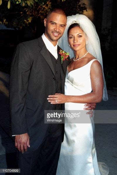 Salli Richardson Whitfield And Dondre Whitfield Wedding Recherche