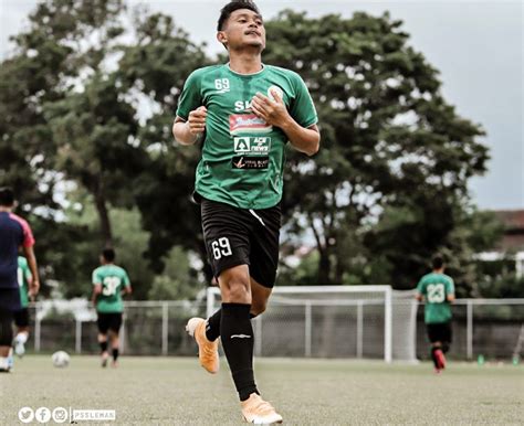 Bek Kiri Pss Sleman Derry Rachman Noor Berharap Pertandingan Lawan