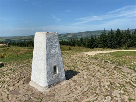 Beacon Fell Trig Point Flush Bracket Thejackrustles Geograph