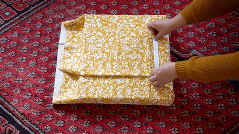 Make An Easy Box Cushion Cover No Zipper Velcro® Brand