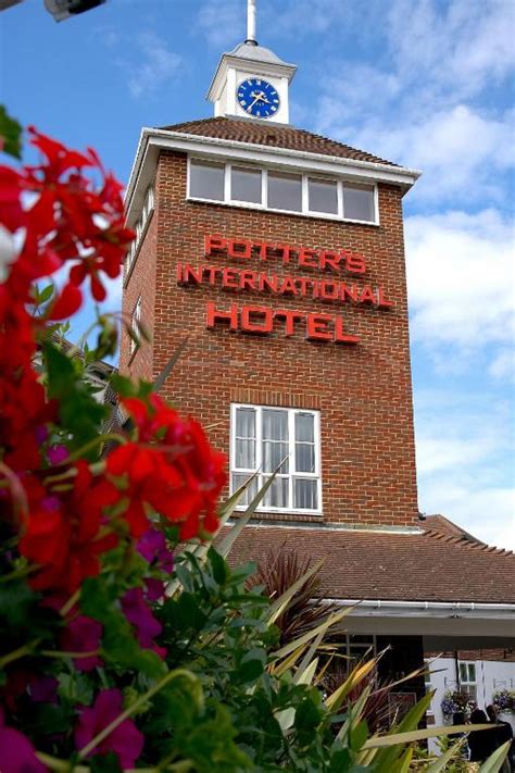 Potters International Hotel Aldershot Uk
