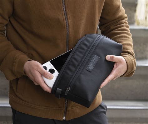 Waterfield Unveils Rog Ally Cityslicker Case And Pouch For The New Asus